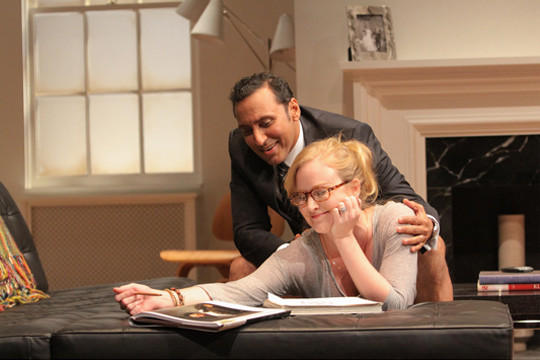 Aasif Mandvi e Heidi Armbruster in Disgraced, regia di Kimberly Senior