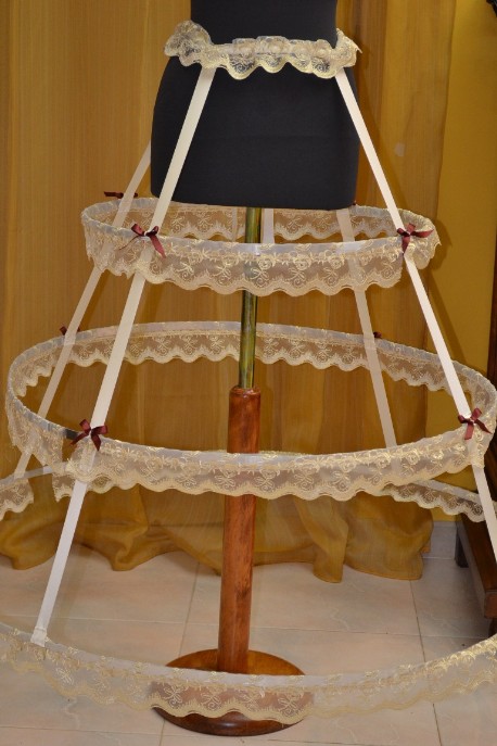 Crinolina sottogonna per abito 1800 Versione da Ballo con Ampio Cono