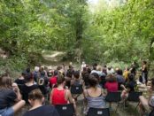 Gombola, 29 luglio 2022: con Azzurra D’Agostino e Stefano Tè nei boschi che ospitano Trasparenze